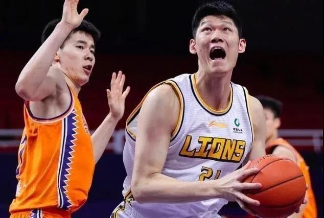 全场比赛结束 ，那不勒斯2-1亚特兰大！